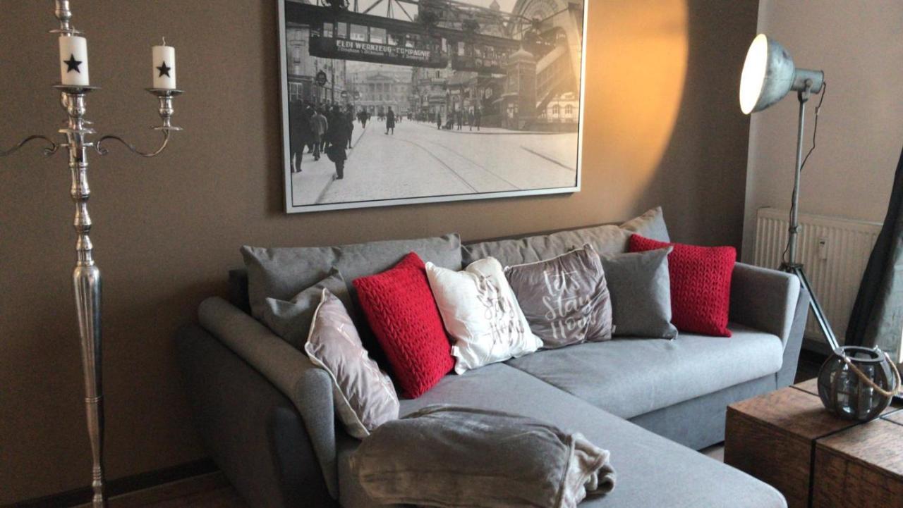 Stadthaus Artur - Apartment Madrid เรมไชด์ ภายนอก รูปภาพ